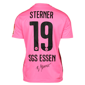 Beke Sterner SGS Essen W shirt