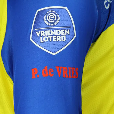 来自SC Cambuur的Thomas Rier球衣