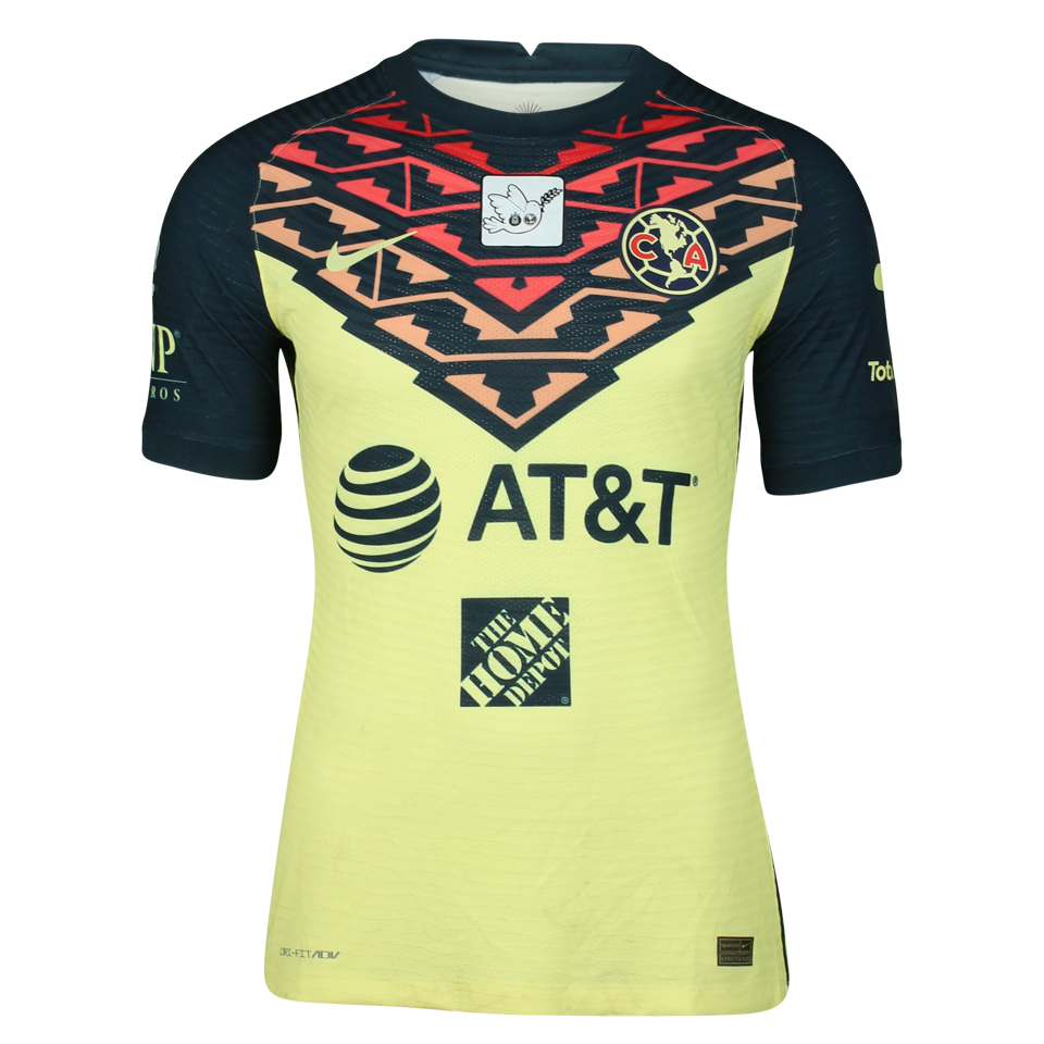 Luis Gutiérrez Club América shirt