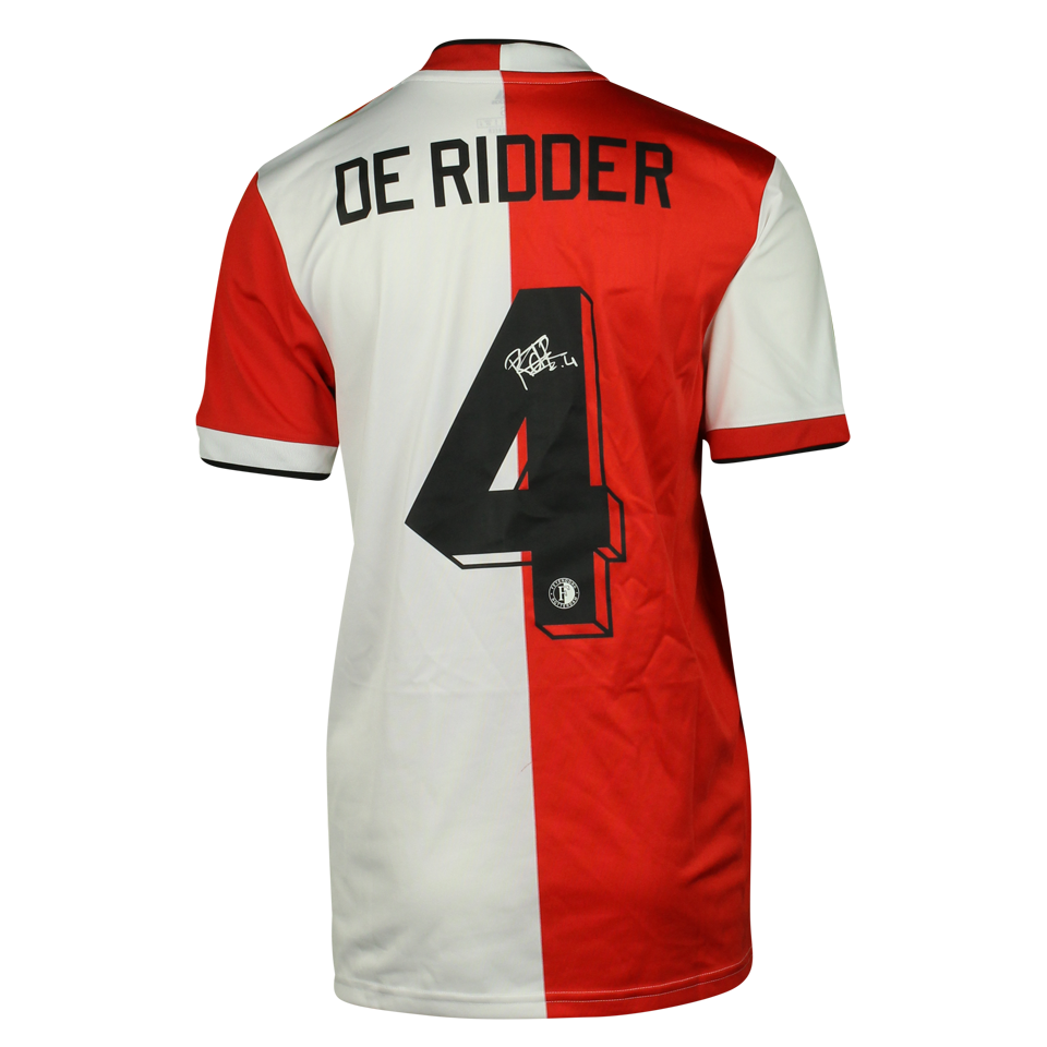 Robine de Ridder Feyenoord shirt