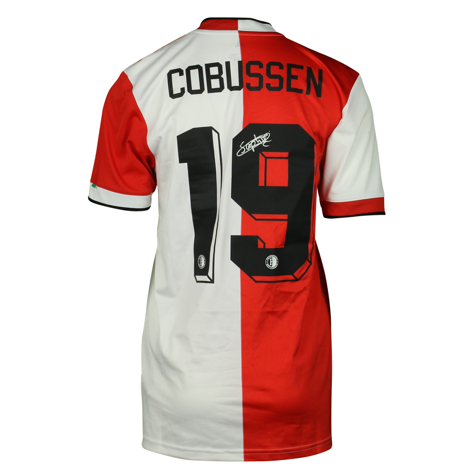 Sophie Cobussen Feyenoord shirt