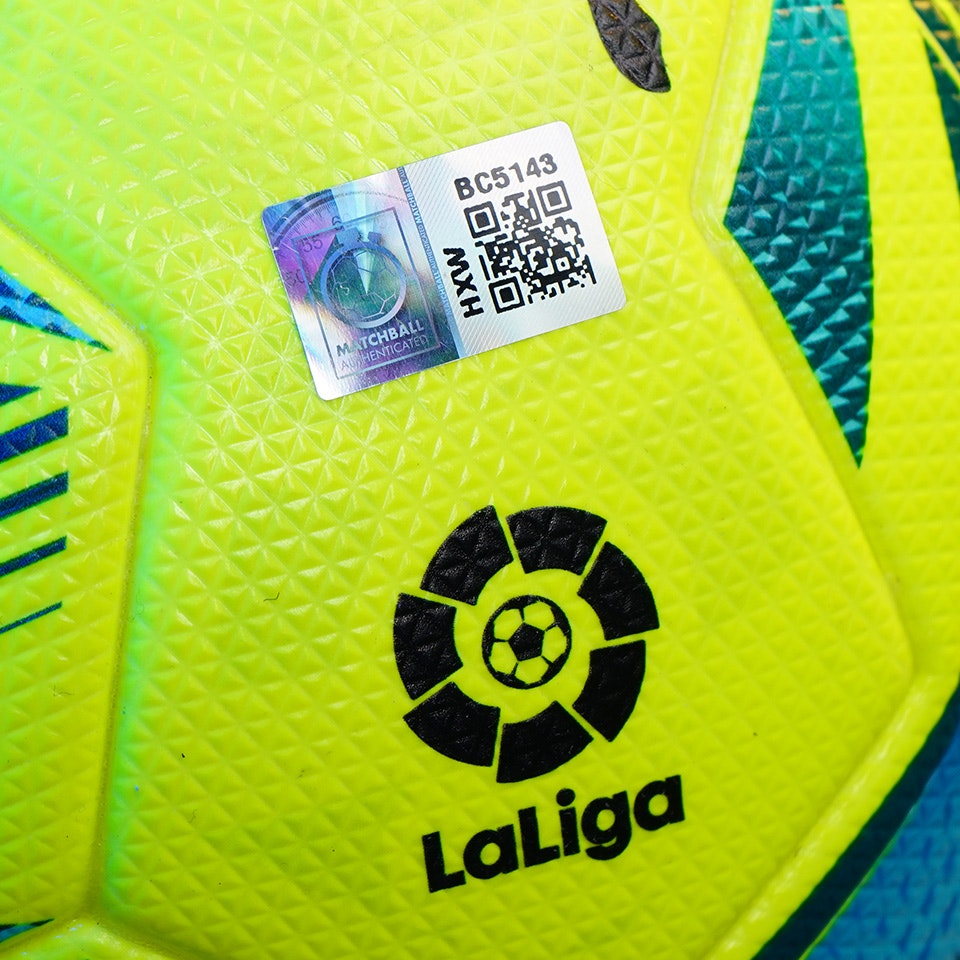 El Clásico Match Ball 