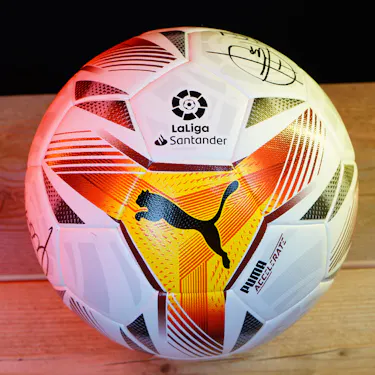 LaLiga Football | Signed By Lineker, Hierro and Sanz - 4