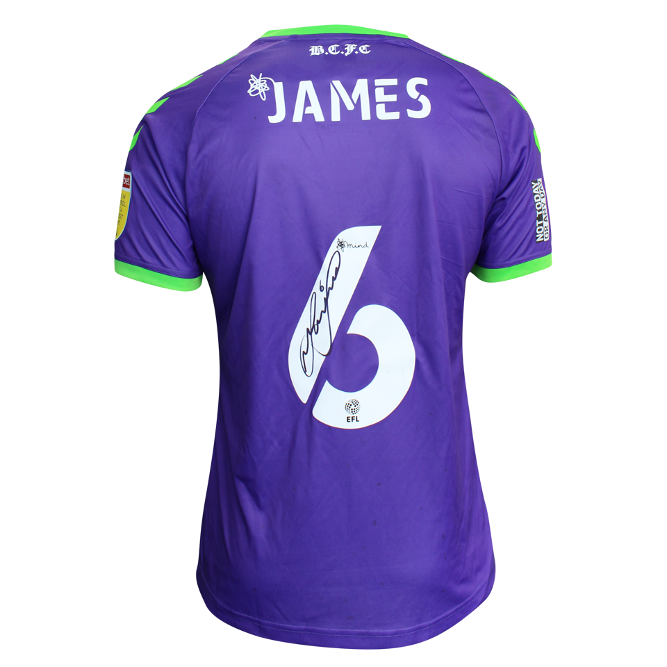 Matty James Bristol City のシャツ