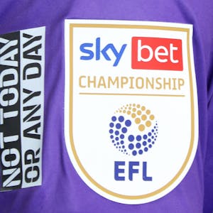 Sam Bell Bristol City jersey