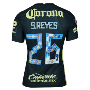 Salvador Reyes Club América shirt