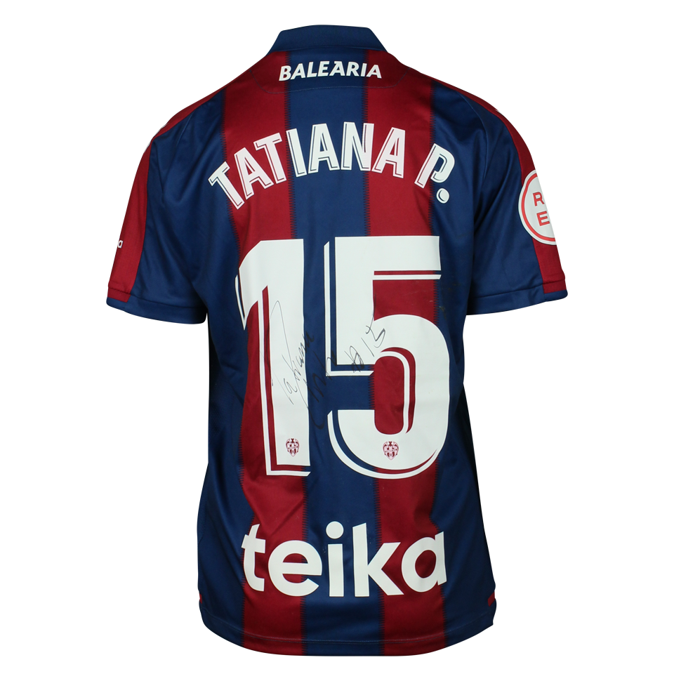 Tatiana Pinto Levante Femenino shirt