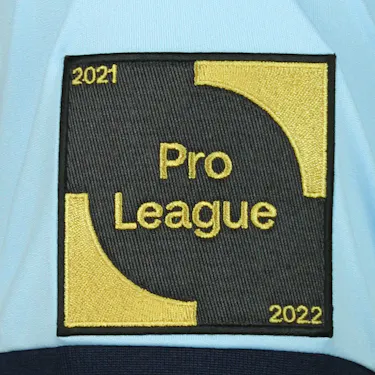 来自Club Brugge的Stanley Nsoki球衣