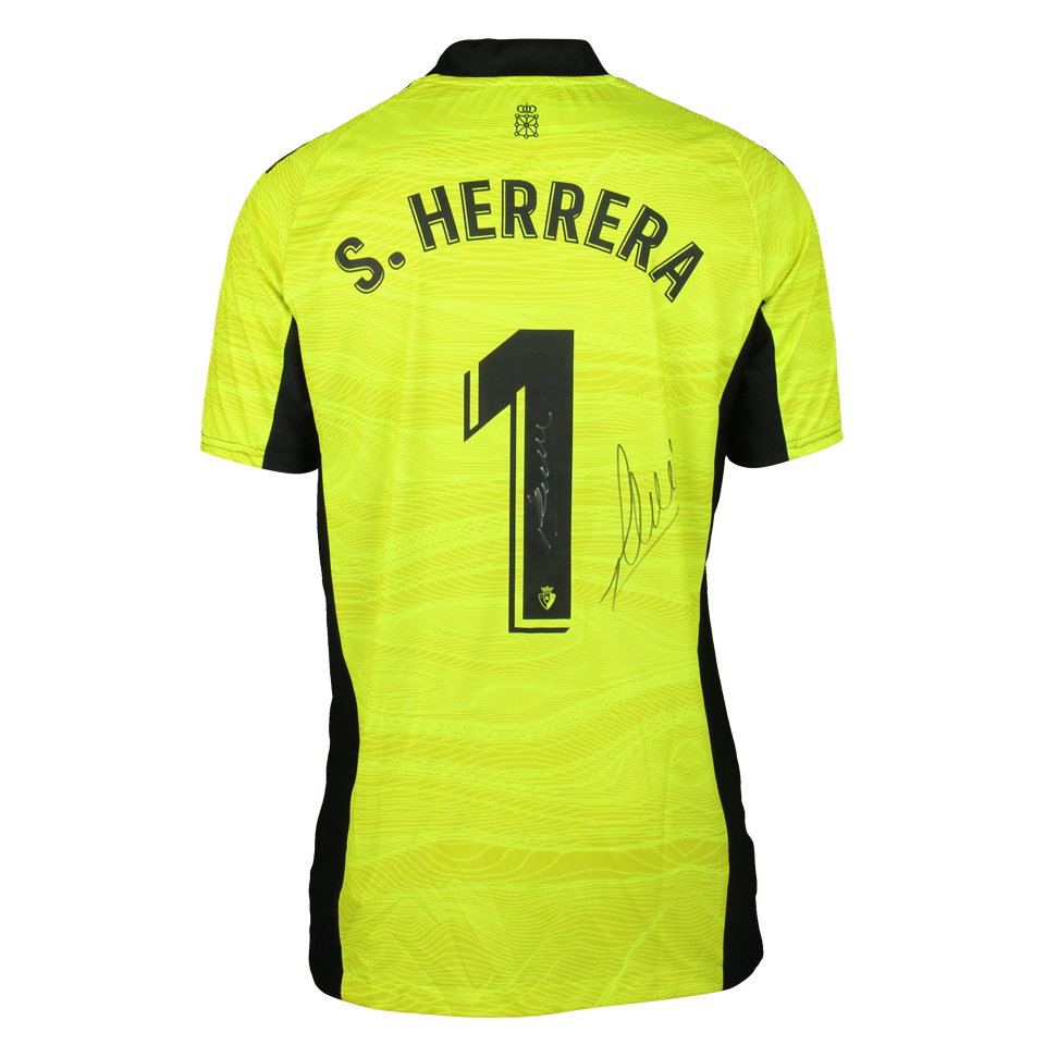 Sergio Herrera Pirón CA Osasuna shirt
