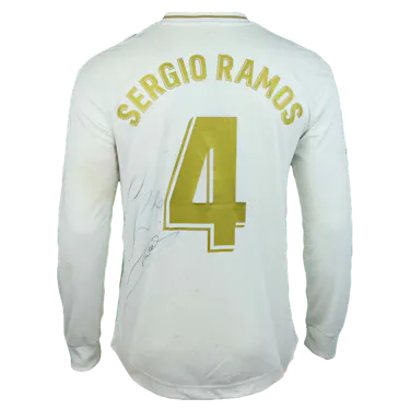 来自Real Madrid的Sergio Ramos球衣