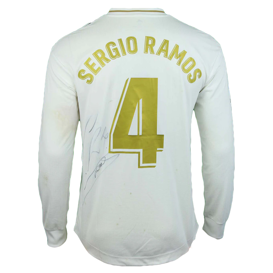 来自Real Madrid的Sergio Ramos球衣