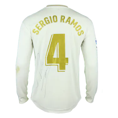 来自Real Madrid的Sergio Ramos球衣