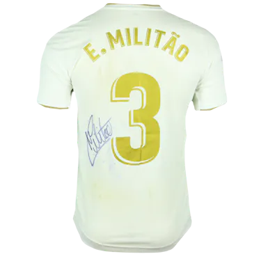 Éder Militão Real Madrid camisa.
