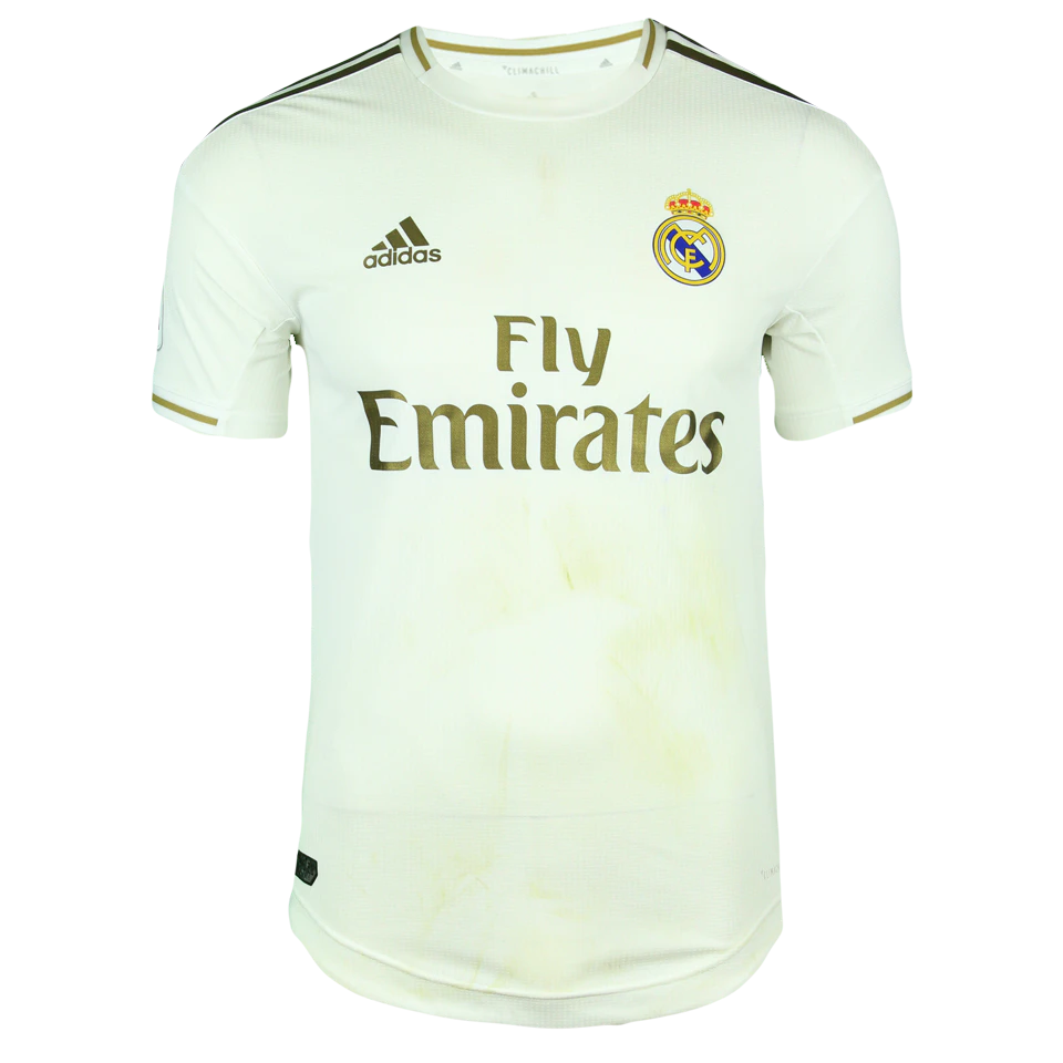 Éder Militão Real Madrid camisa.