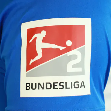 来自SV Darmstadt 98的Patric Pfeiffer球衣