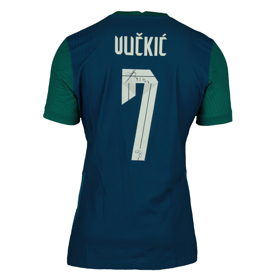 Haris Vučkič Slovenia jersey