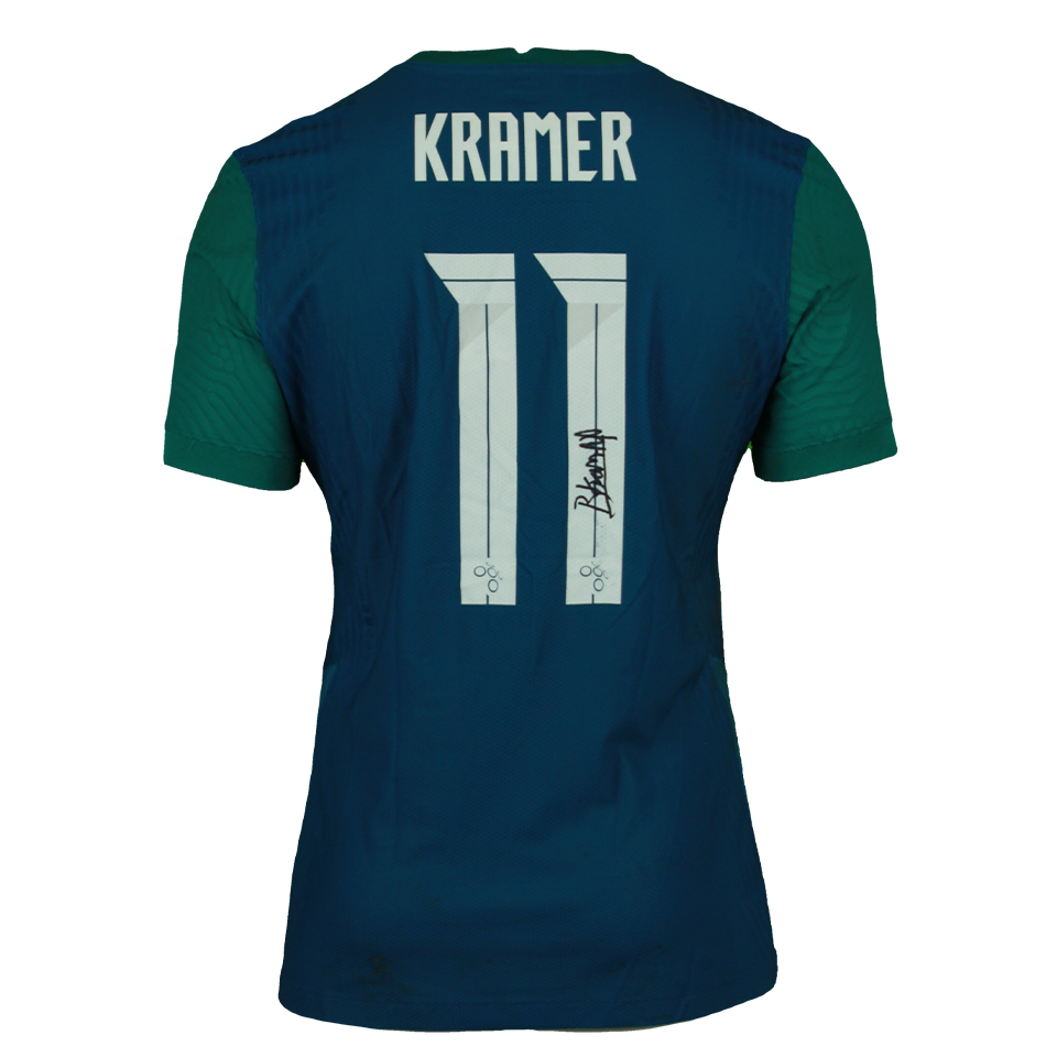 Blaž Kramer Slovenia forması