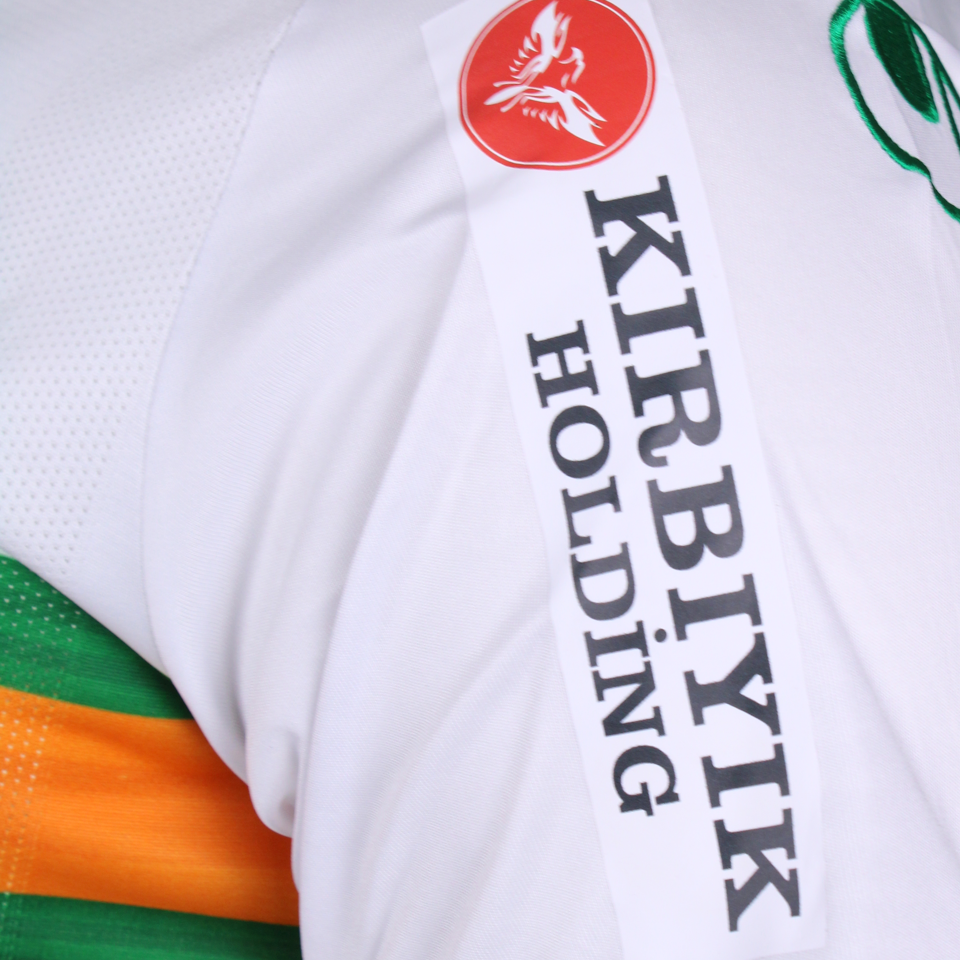Georgios Tzavellas Alanyaspor shirt