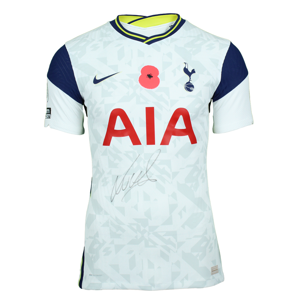 Lucas Moura  Tottenham Hotspur shirt