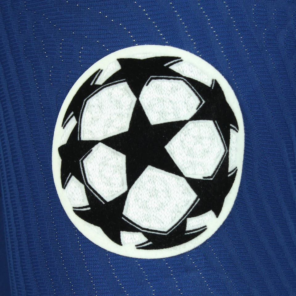 Renan Lodi Atlético de Madrid camisa.