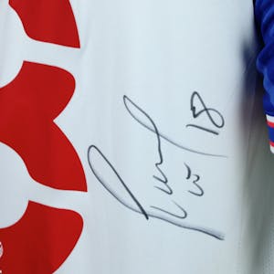 Lucas João Reading shirt