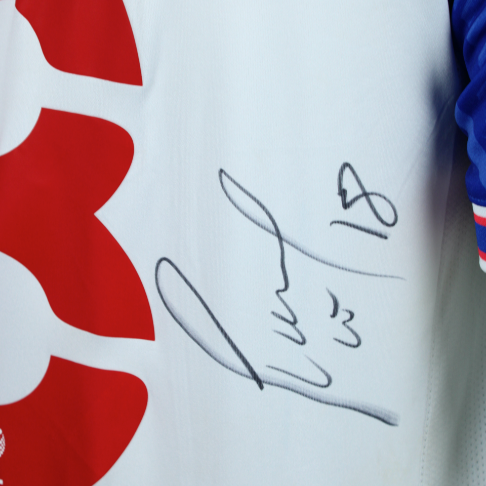 Lucas João Reading shirt