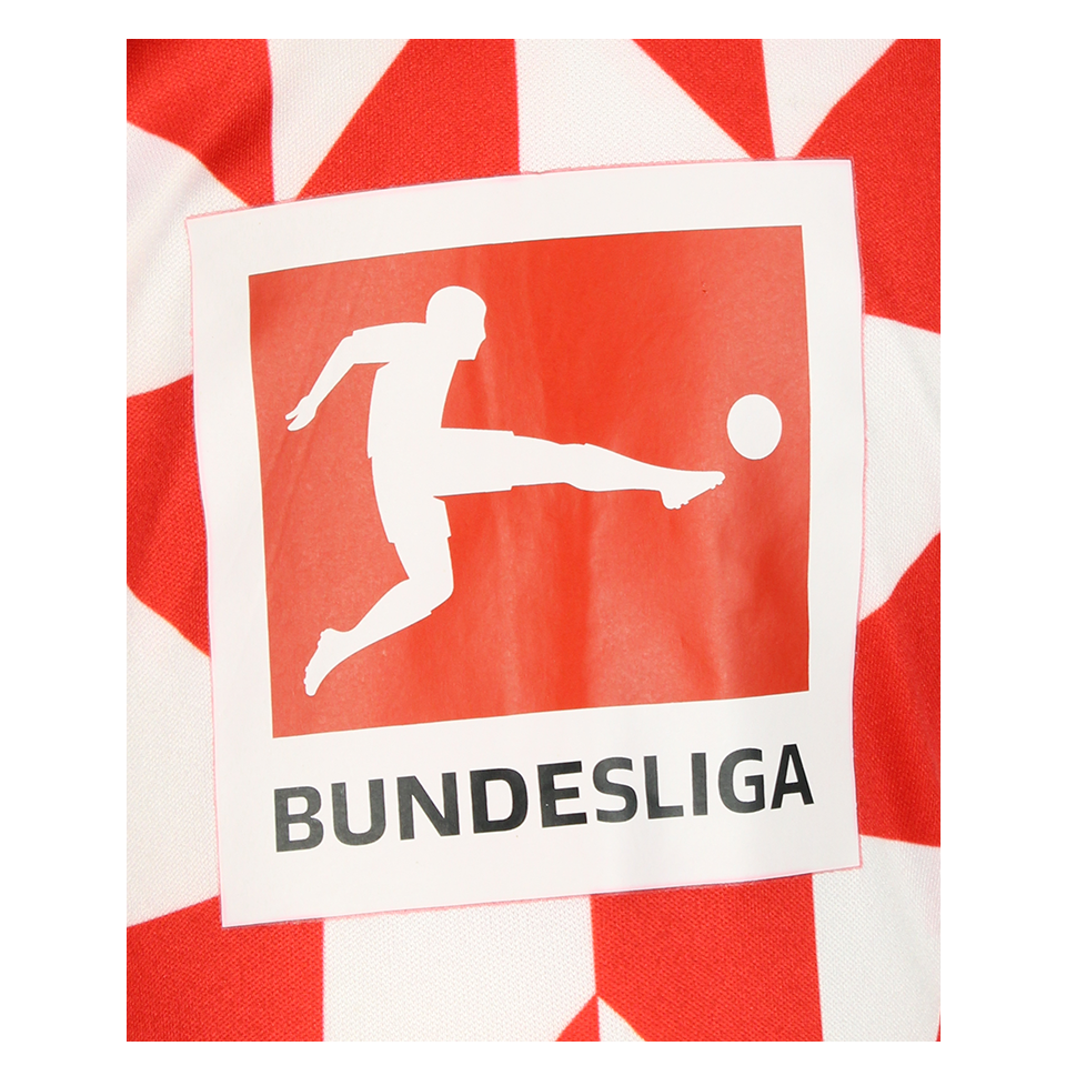 来自Mainz 05的Levin Mete Öztunali球衣
