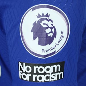 Olivier Giroud Chelsea shirt