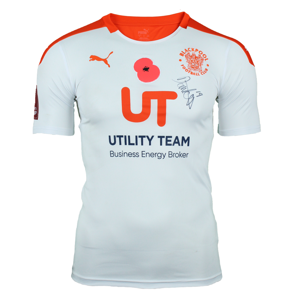 Daniel Kemp Blackpool jersey