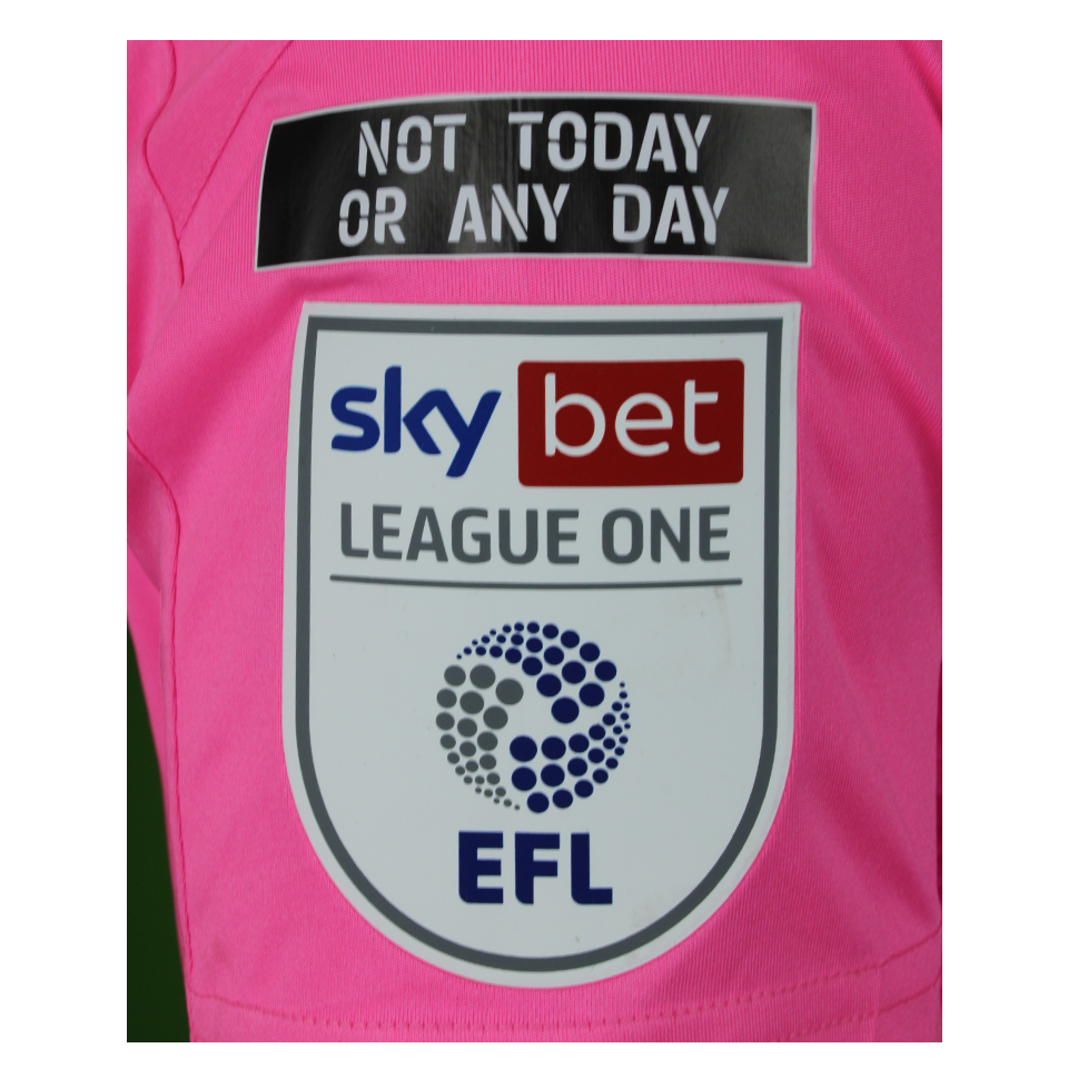 Alex Fojtíček Blackpool shirt
