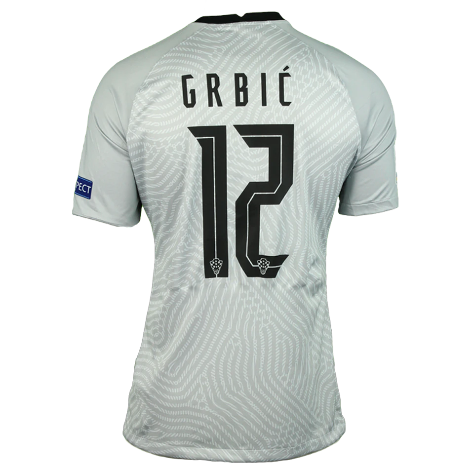 来自Croatia的Ivo Grbić球衣