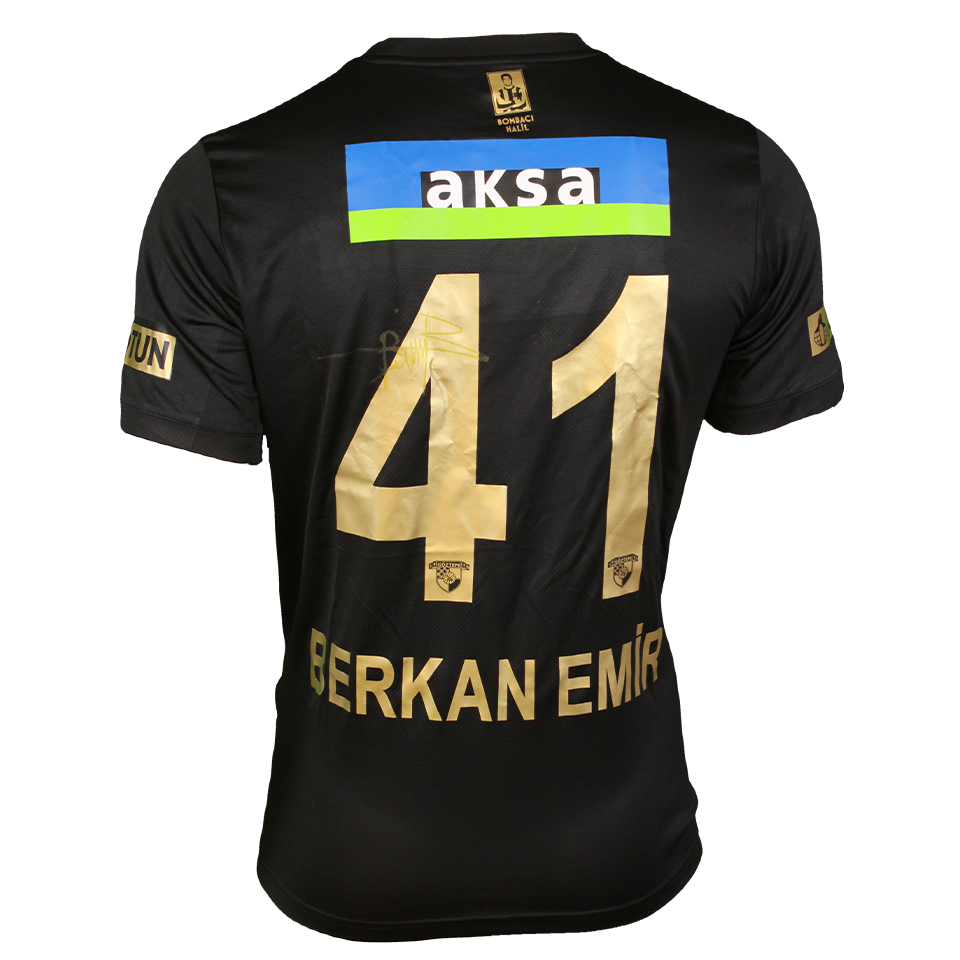 Berkan Emir Göztepe forması