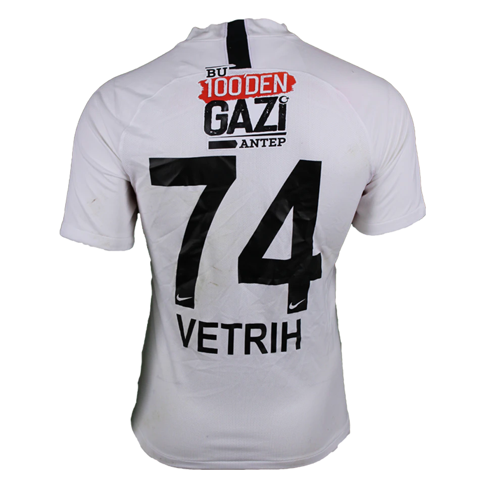 Amedej Vetrih Gaziantep FK forması