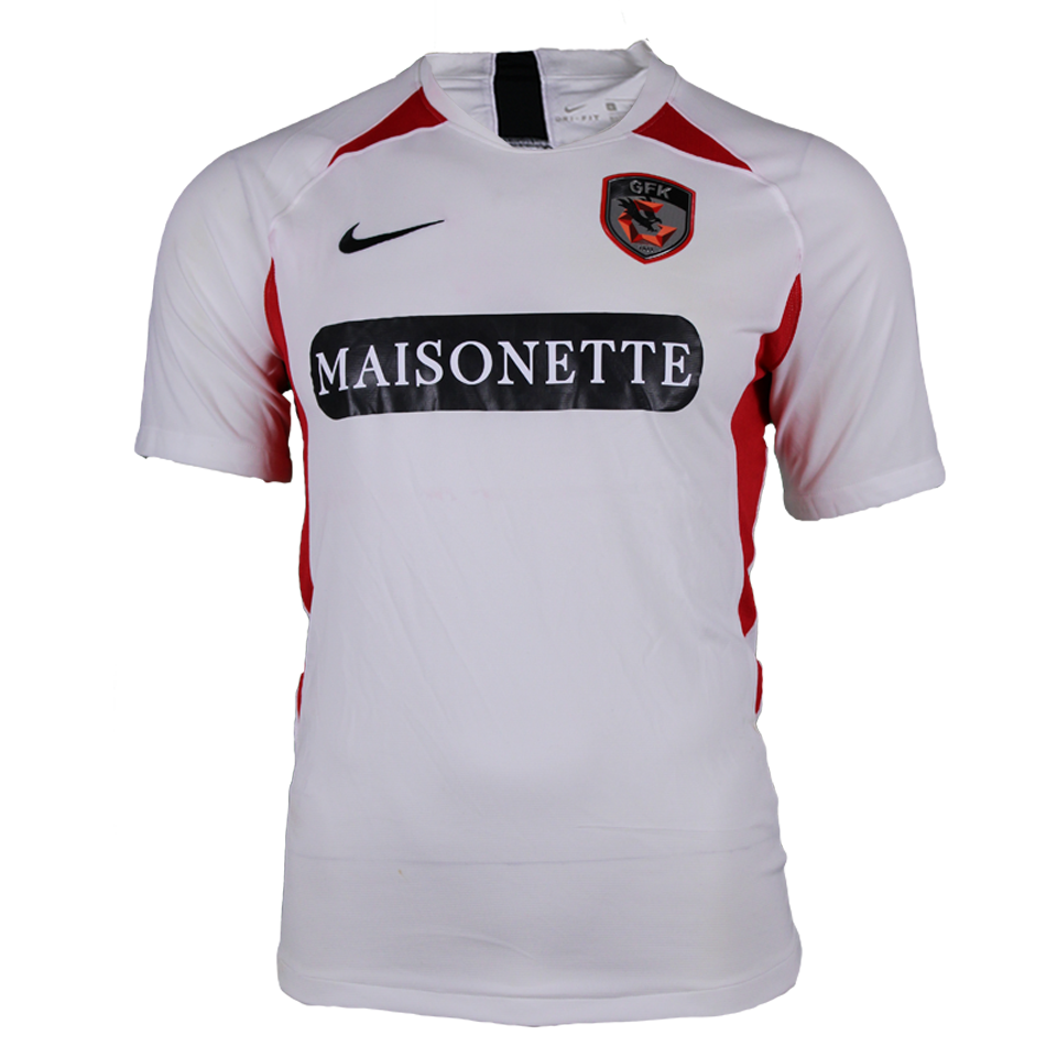 Amedej Vetrih Gaziantep FK shirt