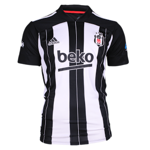 Valentin Rosier Beşiktaş JK camisa.
