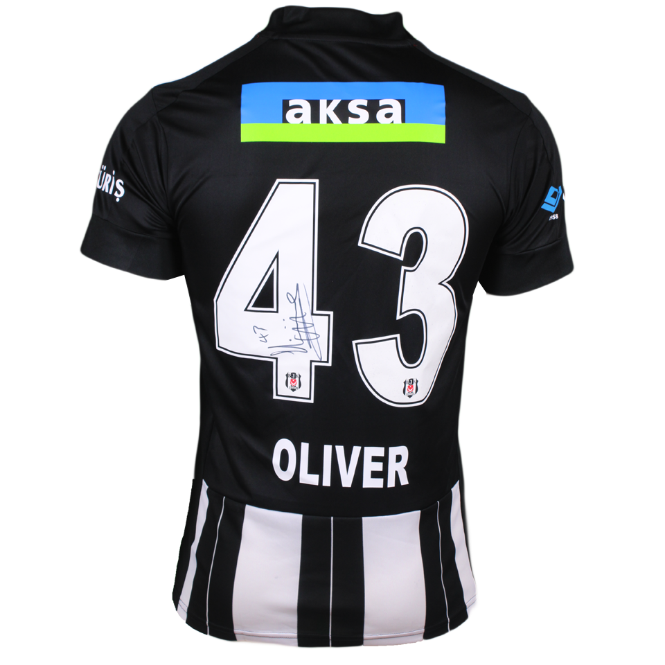 Bernard Mensah Beşiktaş JK forması