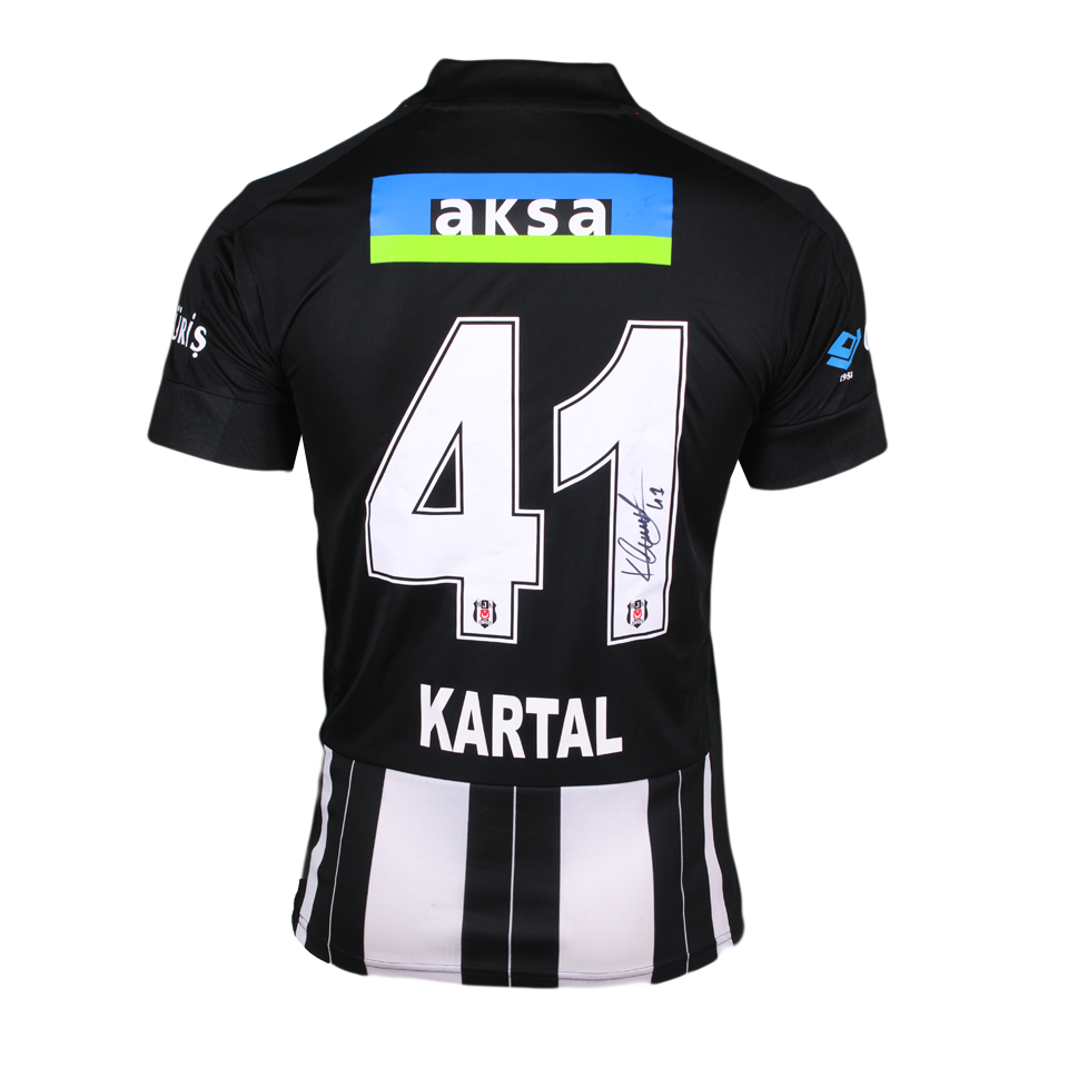 Kartal Kayra Yılmaz Beşiktaş JK shirt