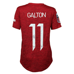 Leah Galton Manchester United WFC のシャツ