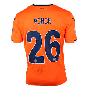 Carlos Ponck İstanbul Başakşehir shirt
