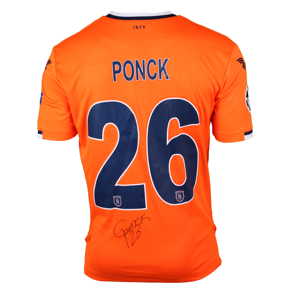Carlos Ponck İstanbul Başakşehir shirt