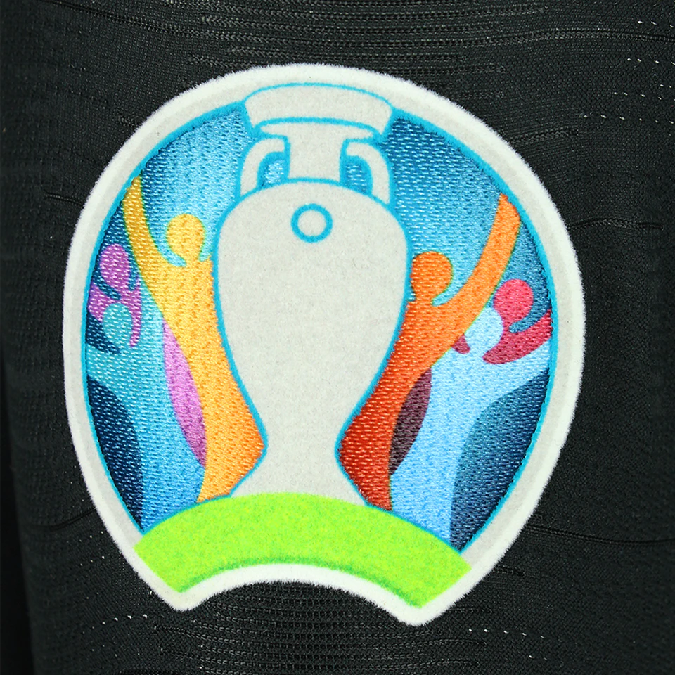 来自Croatia的Luka Modrić球衣