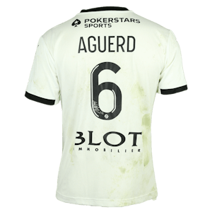 Nayef Aguerd OGC Nice forması