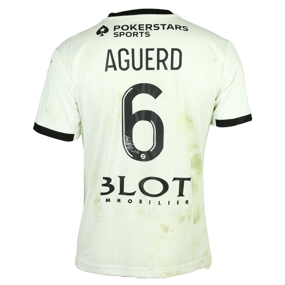 Nayef Aguerd OGC Nice のシャツ