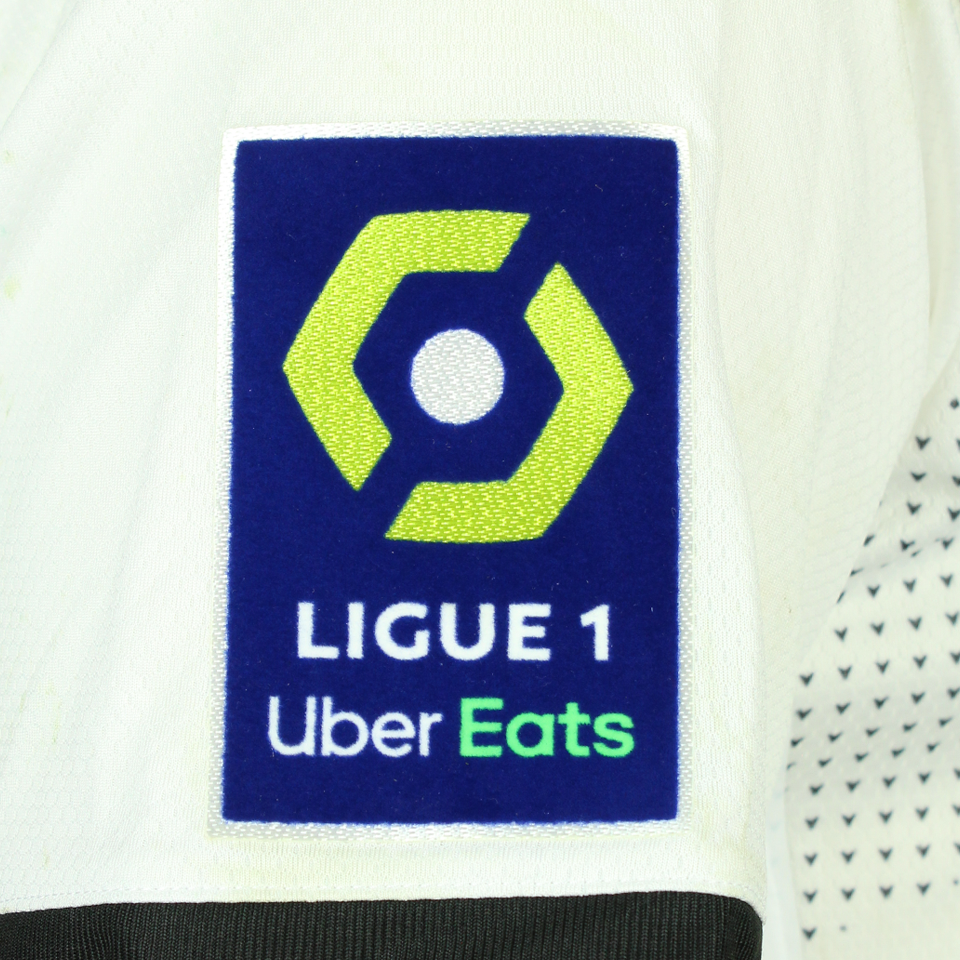 Nayef Aguerd OGC Nice のシャツ