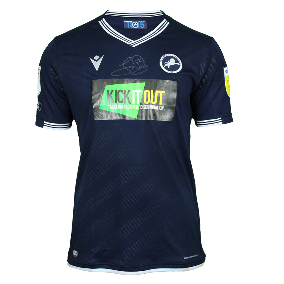 Jón Daði Böðvarsson Millwall shirt