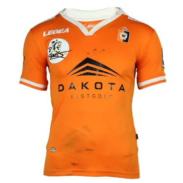 Mehdi Tarfi KMSK Deinze forması