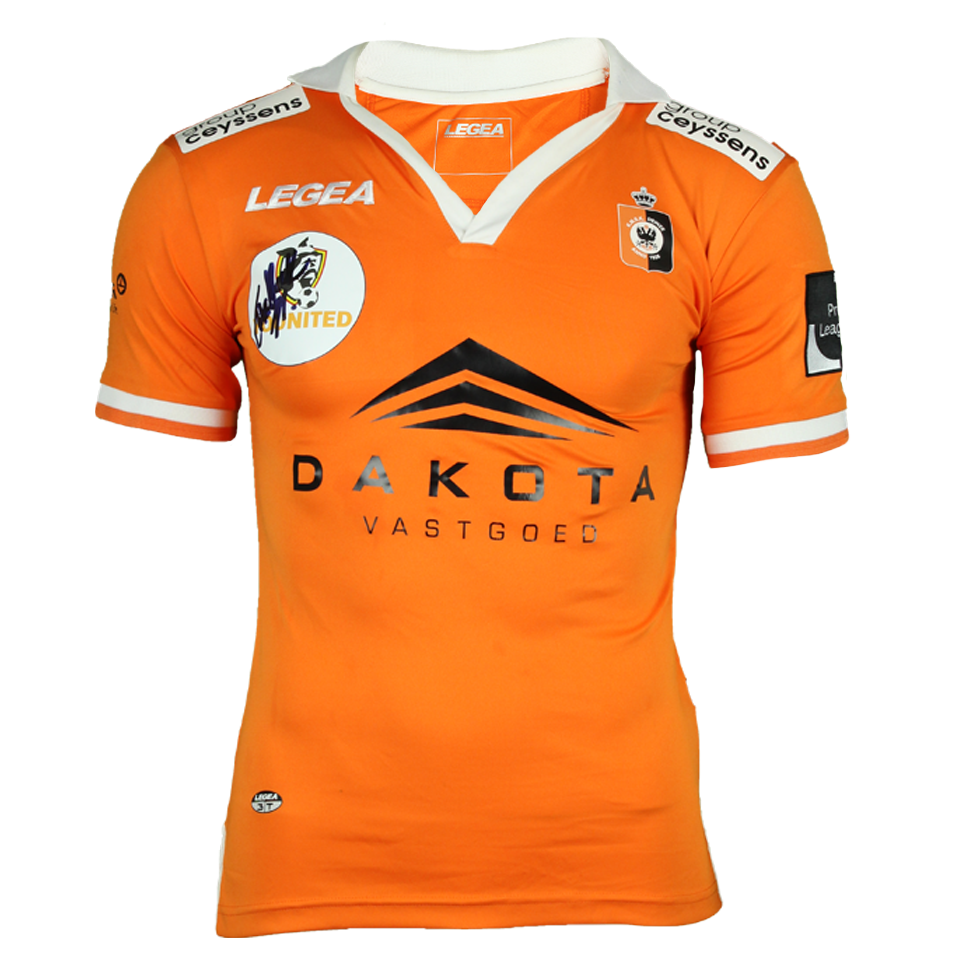 Shirt van Youssef Challouk KMSK Deinze