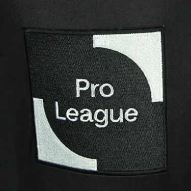 来自STVV的Wim Vanmarsenille球衣