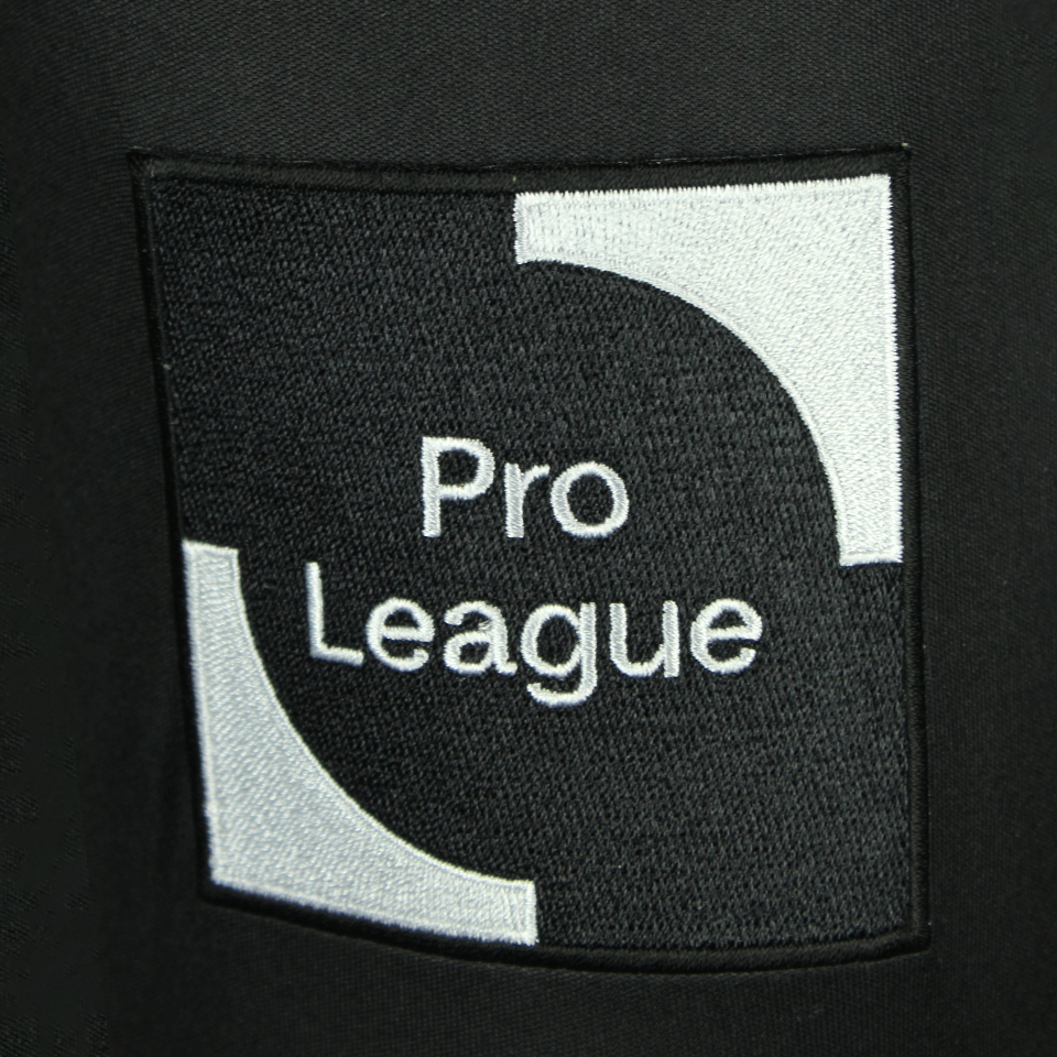 来自STVV的Wim Vanmarsenille球衣