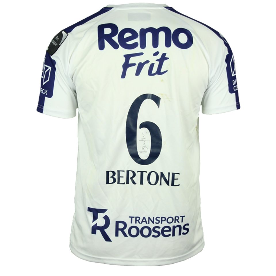 Leonardo Bertone S.K. Beveren shirt